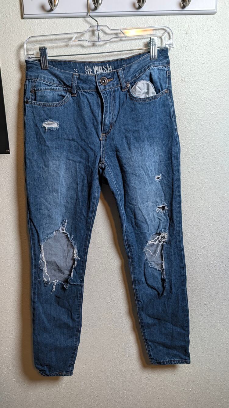Rewash Women's Ripped Jeans Size 3 Regular Waist 26 Inches